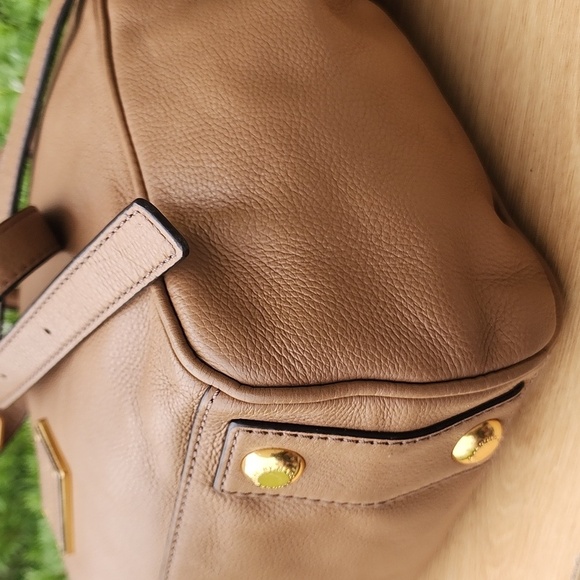 Marc by Marc Jacobs Too Hot to Handle Pebbled leather Saddle Bag in Tan Leather - Picture 7 of 16